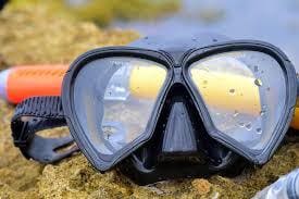Best Dive Mask - How to Fit a Mask